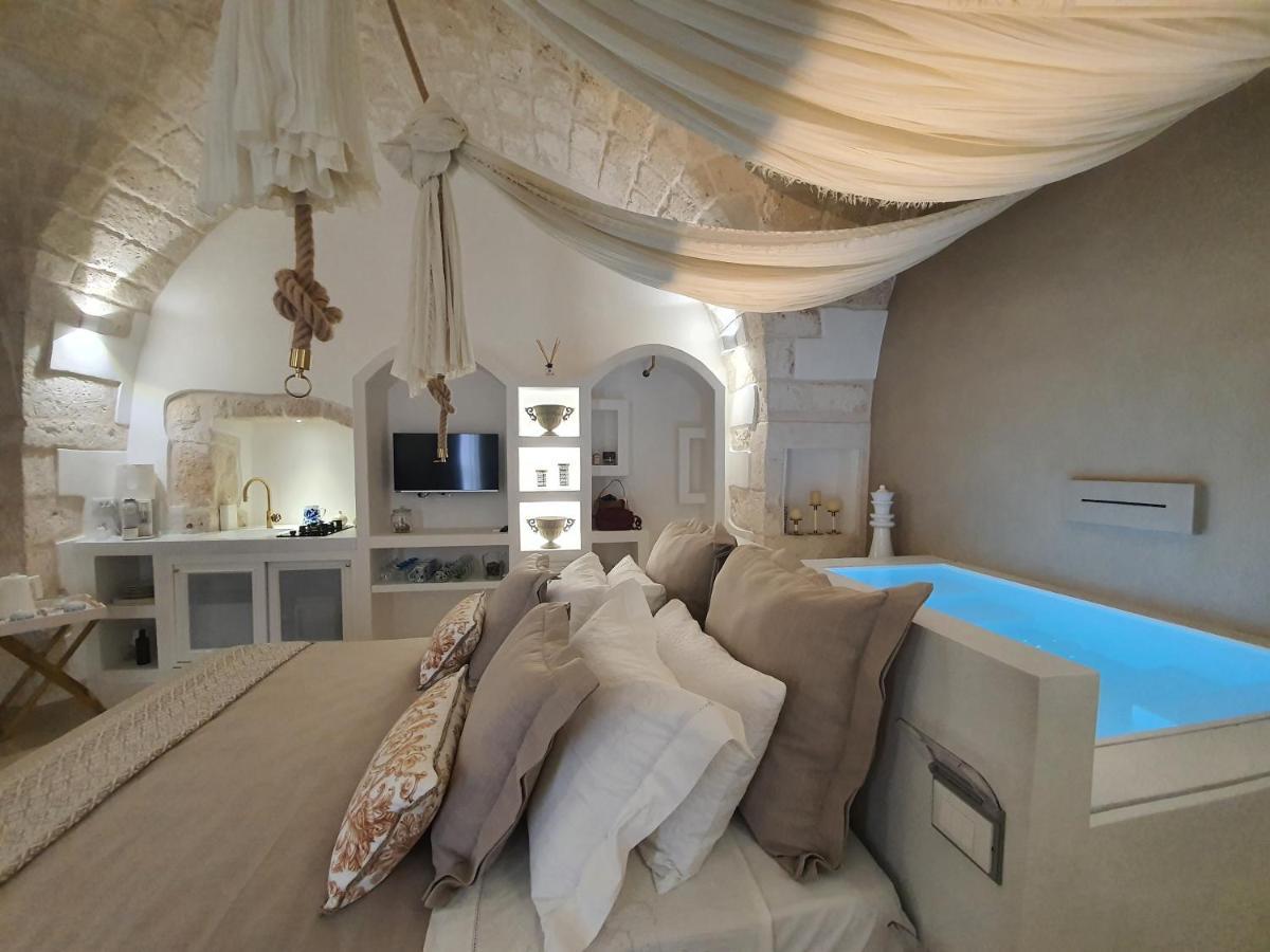 Eurydice Suite With Infinity Jacuzzi Ostuni Exterior foto