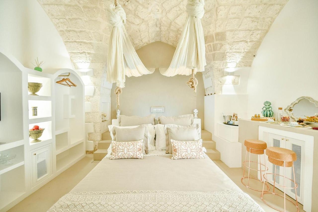 Eurydice Suite With Infinity Jacuzzi Ostuni Exterior foto