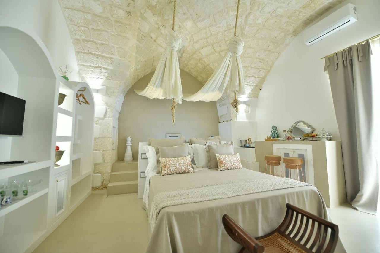 Eurydice Suite With Infinity Jacuzzi Ostuni Exterior foto