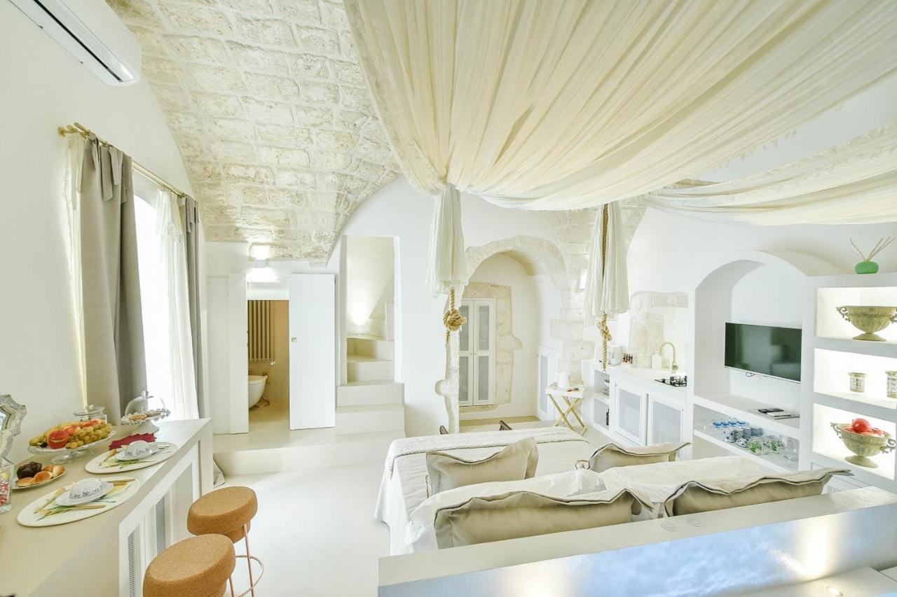 Eurydice Suite With Infinity Jacuzzi Ostuni Exterior foto